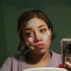 Meet your Posher, Ila